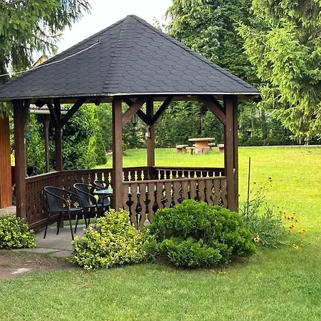Haus Tannenmeise - Fenyvescinege Ház * Balatonfenyves